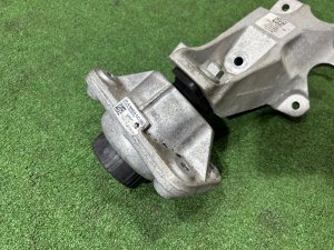 Подушка двигателя LAND ROVER RANGE ROVER SPORT OEM JPLA6A003CC 2019
