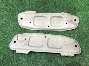 Soporte del parachoques trasero SUBARU FORESTER OEM 91081FC000 SF9, SF5 1998 White 51E