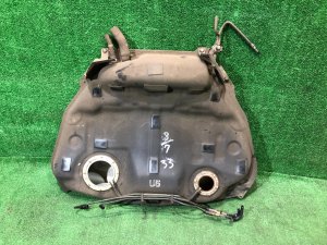 Бензобак вмятина 42012AG011 SUBARU LEGACY
