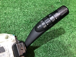 Блок подрулевых переключателей SUBARU LEGACY OEM 83111AG651 BP5 2004 EJ20X AT