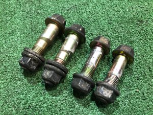 Болты развальные передние 20540AA090 SUBARU LEGACY