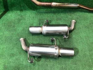 Бочки глушителя FUJITSUBO SUBARU LEGACY OEM 44201AG000, 44300AG210, 44300AG200 BP5 2004 EJ20X AT