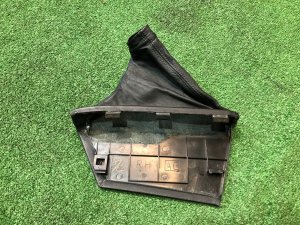 Funda de la palanca del freno de mano SUBARU LEGACY OEM 92123AG000JC BP5 2004 BLACK 32J