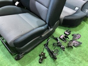 Комплект сидений SUBARU LEGACY OEM 64120AG031, 64120AG021 BP5 2004 BLACK 32J