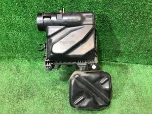 エアクリーナーボックス SUBARU LEGACY OEM 46052AG010, 46052AG050 BP5 2004 EJ20X AT