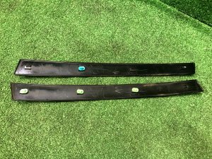 Side moldings SUBARU LEGACY OEM 63563AG000, 63563AG010 BP5 2004 BLACK 32J
