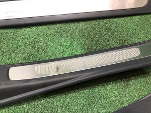 Накладки на пороги SUBARU LEGACY OEM 94060AG070, 94060AG080, 94061AG080, 94061AG090 BP5 2004 BLACK 32J