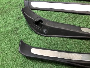 Накладки на пороги SUBARU LEGACY OEM 94060AG070, 94060AG080, 94061AG080, 94061AG090 BP5 2004 BLACK 32J