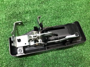 油箱盖开关 SUBARU LEGACY OEM 57345AG000, 57346AG011 BP5 2004 BLACK 32J