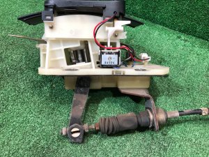 Селектор акпп SUBARU LEGACY OEM 35180AG000 BP5 2004