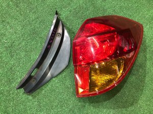 Right tail light SUBARU LEGACY OEM 84201AG000, 84201AG001 BP5 2004
