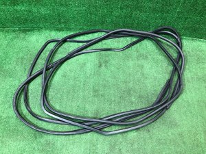 Уплотнители дверей черные 63571AG000JC, 63571AG010JC, 63572AG010JC, 63572AG000JC SUBARU LEGACY