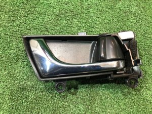 Ручка двери передняя правая 61051AG000JC SUBARU LEGACY