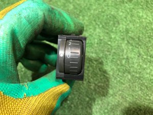 Кнопка корректора фар с фишкой 83002AG000 SUBARU LEGACY