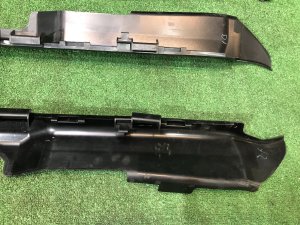Крепления ковра SUBARU LEGACY OEM 95011AG300JC, 129SIL005, 129SIL006 BP5 2004 BLACK 32J