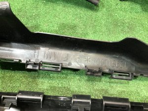 Крепления ковра SUBARU LEGACY OEM 95011AG300JC, 129SIL005, 129SIL006 BP5 2004 BLACK 32J