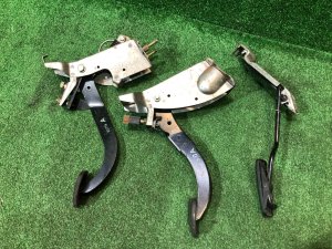 Педали комплект SUBARU LEGACY OEM 36015AE010, 36013AE070, 36011AE000 BE5 1999 BLACK 47A, 88H