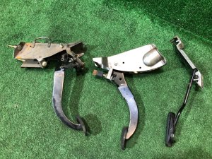 Педали комплект SUBARU LEGACY OEM 36015AE010, 36013AE070, 36011AE000 BE5 1999 BLACK 47A, 88H