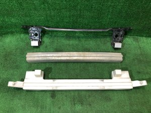 Жесткость бампера передняя SUBARU FORESTER OEM 57712SA190, 57705SA031 SG5 2004