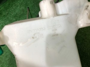 Depósito do lava-vidros SUBARU LEGACY OEM 86631AJ020 BR9 BRG BRM 2011 EJ255