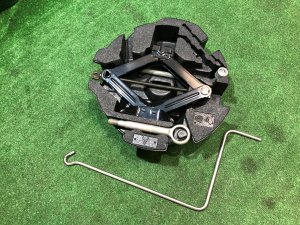Домкрат балонник крюк 97032FG010, 97035AJ000, 57805FG000 SUBARU LEGACY