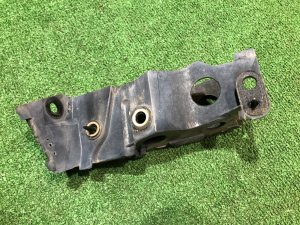 Крепление заднего бампера левое под стопом SUBARU LEGACY OEM 57707AJ130 BR9 BRG BRM 2011 White Pearl 37J