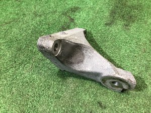 Automatic transmission mounts SUBARU LEGACY OEM 30450AA021, 30450AA031 BR9 BRG BRM 2011