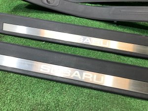 Embellecedores de faldón SUBARU LEGACY OEM 94060AJ071, 94061AJ020, 94061AJ030 BR9 BRG BRM 2011 White Pearl 37J