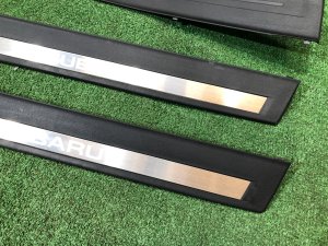 Embellecedores de faldón SUBARU LEGACY OEM 94060AJ071, 94061AJ020, 94061AJ030 BR9 BRG BRM 2011 White Pearl 37J
