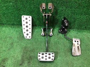 Педали SUBARU LEGACY OEM 36010AG120, 36012AJ030 BR9 BRG BRM 2011 White Pearl 37J