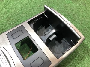 シフトレバーパネル подстаканник SUBARU LEGACY OEM 92122AJ000 BR9 BRG BRM 2011