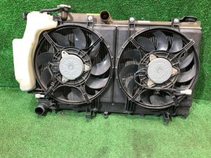 Radiador do motor SUBARU LEGACY OEM 45119AJ030 BR9 BRG BRM 2011 EJ255