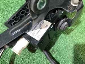 Ручник электро SUBARU LEGACY OEM 26002AJ011 BR9 BRG BRM 2011 White Pearl 37J