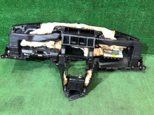 Торпедо SUBARU LEGACY OEM 66050AJ000 BR9 BRG BRM 2011 White Pearl 37J