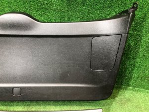 Обшивка пятой двери SUBARU LEGACY OEM 94320AJ000VH, 94310AJ000VH, 94330AJ000VH BR9 2011 White Pearl 37J