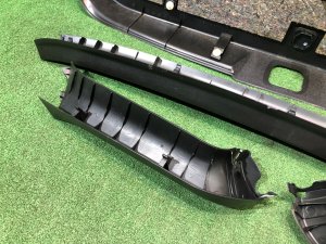 Обшивка пятой двери SUBARU LEGACY OEM 94320AJ000VH, 94310AJ000VH, 94330AJ000VH BR9 2011 White Pearl 37J