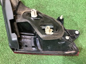 尾门尾灯 правый SUBARU LEGACY OEM 84912AJ231 BR9 2011