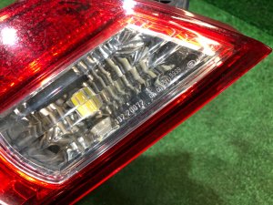 ไฟท้ายบนฝาท้าย левый SUBARU LEGACY OEM 84912AJ240 BR9 2011