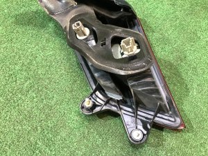 ไฟท้ายบนฝาท้าย левый SUBARU LEGACY OEM 84912AJ240 BR9 2011