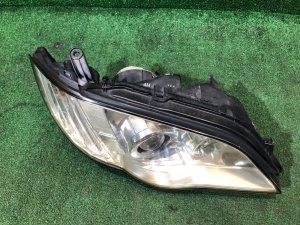 右大灯 SUBARU LEGACY OEM 84001AG340 BP5 2007