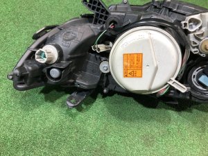 右大灯 SUBARU LEGACY OEM 84001AG340 BP5 2007