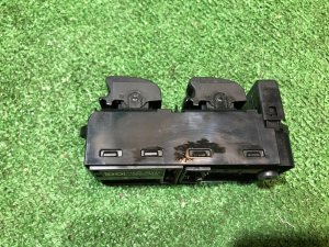 Módulo dos vidros elétricos DAIHATSU TANTO OEM 84820-B2440 LA600S 2017 KF
