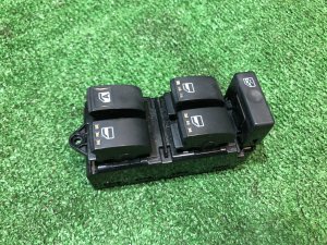 Módulo dos vidros elétricos DAIHATSU TANTO OEM 84820-B2440 LA600S 2017 KF