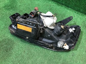 Faróis ксенон SUBARU LANCASTER OEM 84001AE281, 84001AE291 BHE 2000
