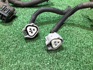 Фишки фар SUBARU LANCASTER OEM 84952AE020 BHE 2000