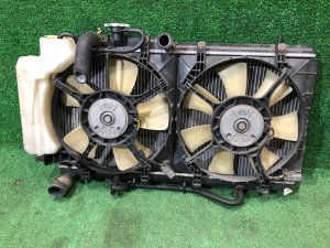 Радиатор двигателя 45111AE060, 45131AE010, 73310AE010 SUBARU LANCASTER