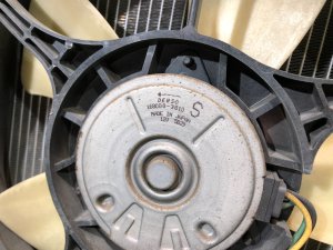 Радиатор двигателя SUBARU LANCASTER OEM 45111AE060, 45131AE010, 73310AE010 BHE 2000 EZ30