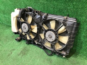 Радиатор двигателя SUBARU LANCASTER OEM 45111AE060, 45131AE010, 73310AE010 BHE 2000 EZ30