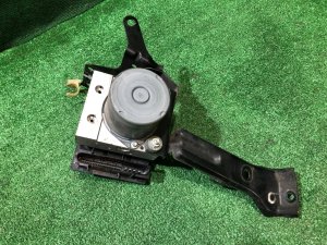 Блок abs 27596YC030 SUBARU EXIGA