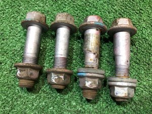 Front camber bolts SUBARU EXIGA OEM 901660038 901000334 YA5 2009 EJ205 AT
